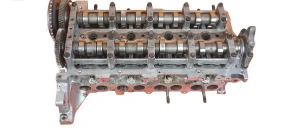 Hyundai ix35 Engine head 221112F000 D4HA