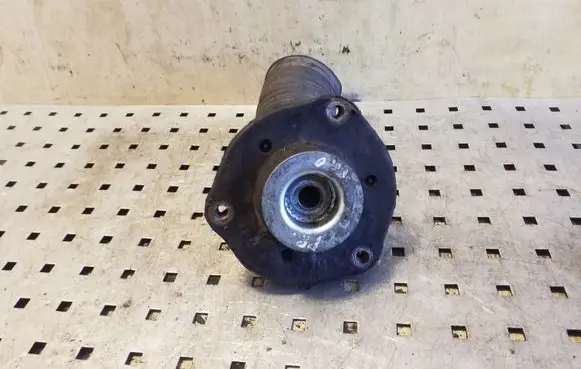 Skoda Fabia Mk2 (5J) Coil spring mount 