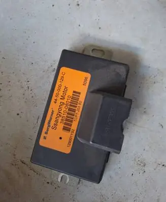 SsangYong Rexton I Gearbox control unit/module 4450000129C 129001Y92 3851008010
