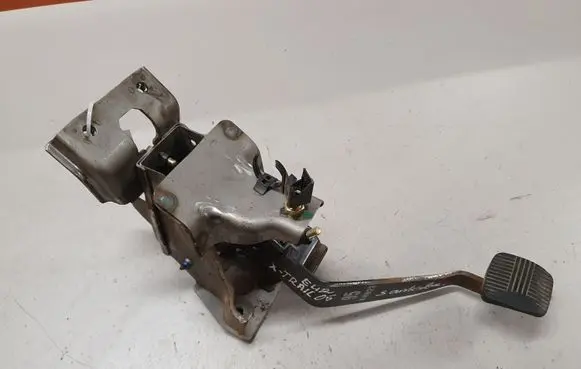 Clutch pedal