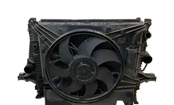 Volvo XC90 Radiator set 30776236 30748808 8623367