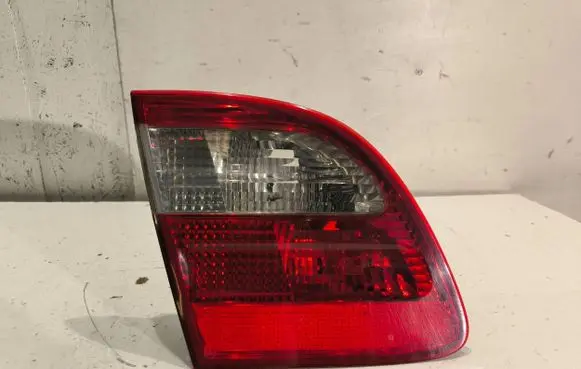 Mercedes-Benz E W211 Tailgate rear/tail lights A2118200777 379541