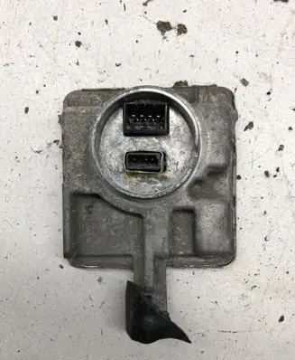 Volkswagen PASSAT CC Headlight ballast module Xenon 8K0941597E
