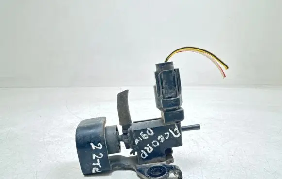 Honda Accord Vacuum valve 1846004700