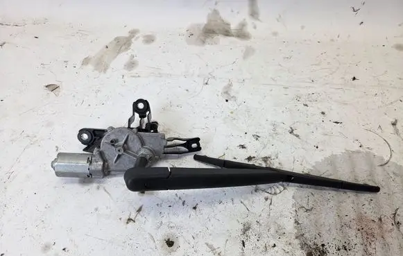 Saab 9-3 Ver2 Rear window wiper motor 0390201595