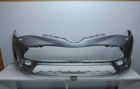 Toyota Avensis T270 Front bumper 5211905230 5211905240
