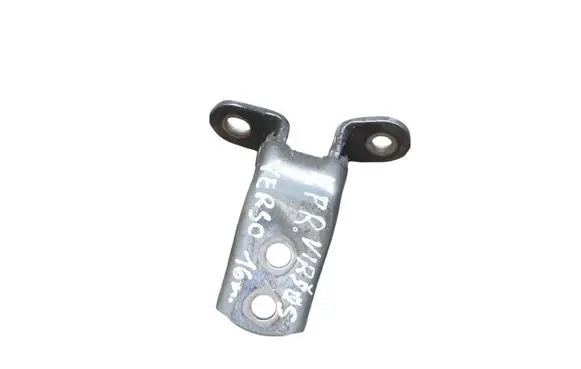 Toyota Verso Front door upper hinge 