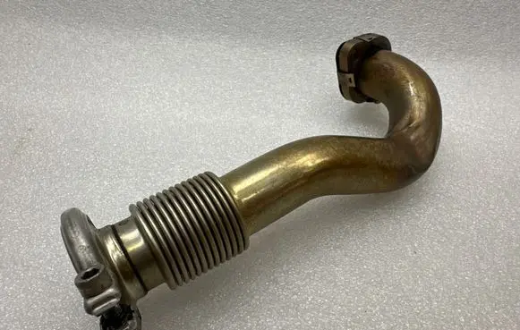 Audi A6 Allroad C7 EGR valve line/pipe/hose 059131525Bn