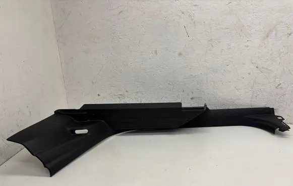 Volvo XC90 Rear sill trim cover 10158