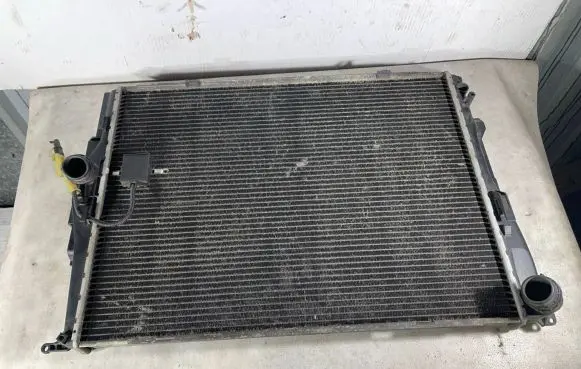 BMW X4 F26 Coolant radiator 6980842 3633901