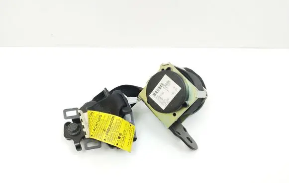 Toyota Verso-S Middle seatbelt (rear) 618556900