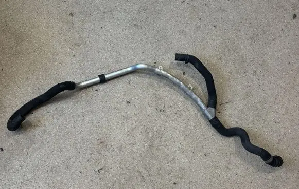 Mercedes-Benz C AMG W205 Engine coolant pipe/hose A2055019782