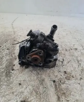 BMW 3 E90 E91 Power steering pump 7692974546
