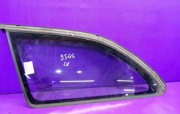 Skoda Octavia Mk2 (1Z) Rear side window