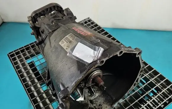 Volkswagen Crafter Manual 5 speed gearbox HVW9062603900 IMPRK1427869