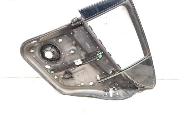 Porsche Panamera (970) Rear door window/glass frame 