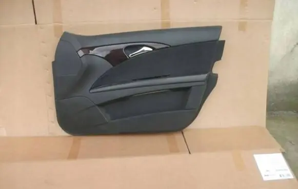 Mercedes-Benz E W211 Rear door card trim MCD4106