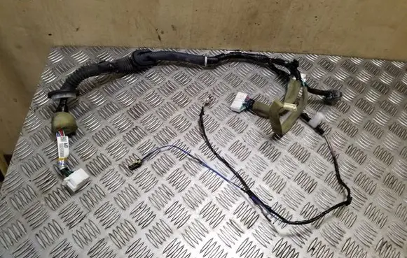 Subaru Outback Front door wiring loom 81820AJ410