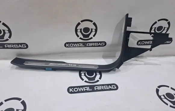 Mercedes-Benz G W463 2nd Gen Front sill (body part) A4636801206