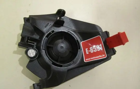 Volvo V70 Parcel shelf speaker 8633993