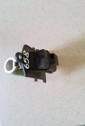 Chrysler Town u0026 Country V Coolant fan relay N1742001