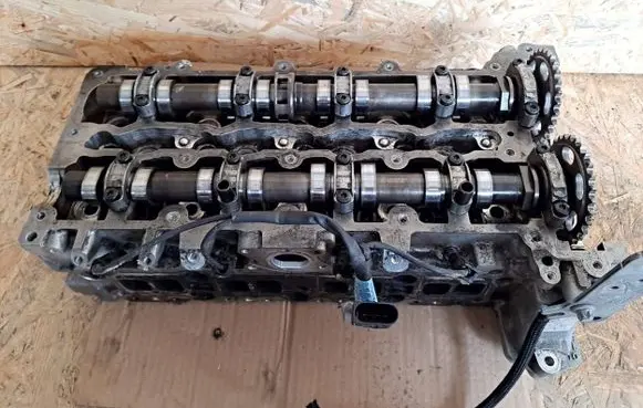Mercedes-Benz A W176 Engine head A6510501501 14046004153
