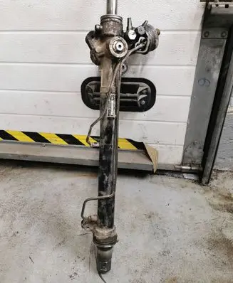 Volkswagen PASSAT B5 Steering rack 00049458