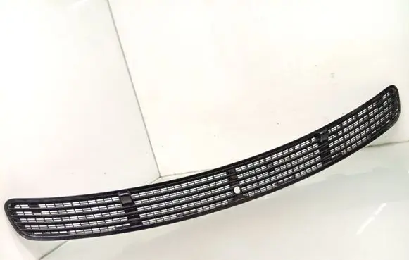 Mercedes-Benz CLS C219 Bonnet/hood grill 2118800005