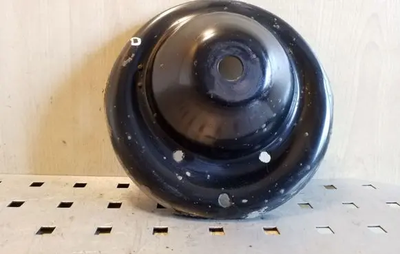 Subaru Outback Coil spring mount 