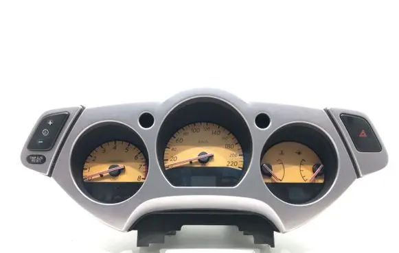 Nissan Murano Z50 Speedometer (instrument cluster)