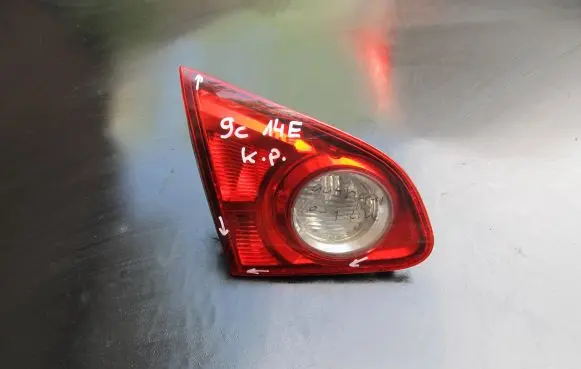 Nissan Qashqai Tailgate rear/tail lights 89071063 26555
