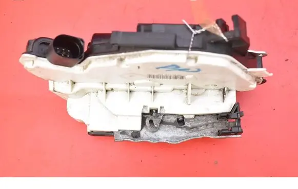 Skoda Superb B6 (3T) Front door lock 5N1837016C