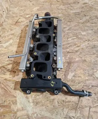 Ford Mustang V Intake manifold BR3E9F797FA BR3E9J447FA