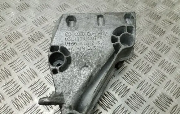 Skoda Roomster (5J) Engine mounting bracket 03L199207A