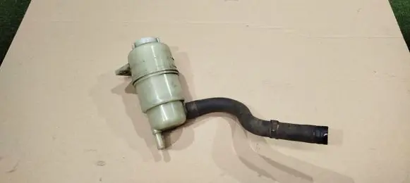Mitsubishi Pajero Power steering fluid tank/reservoir 