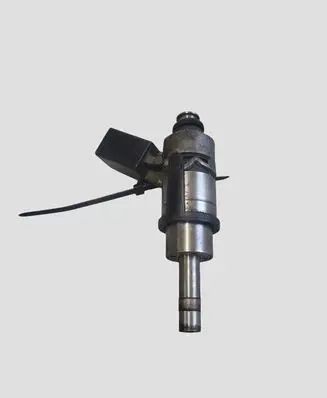 Skoda Octavia Mk2 (1Z) Fuel injector 06D133036D