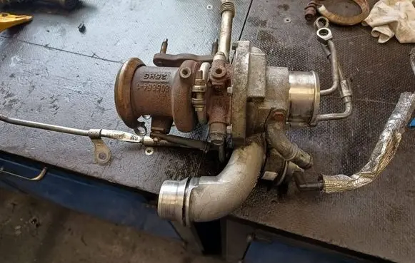 Opel Meriva B Turbo 55577705 914697