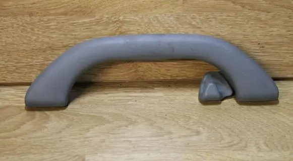Audi A4 S4 B5 8D Rear interior roof grab handle 8D0857607G