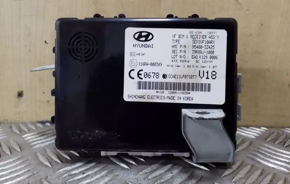 Hyundai i40 Central body control module 954003Z425 39R88J1000