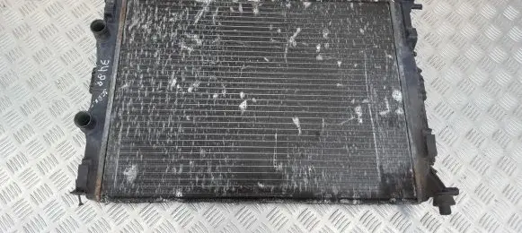 Renault Scenic II - Grand scenic II Coolant radiator 8200115542 RM1262