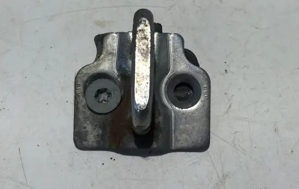 Ford Transit Custom Sliding door lock loop/hook striker BK21V21982AB
