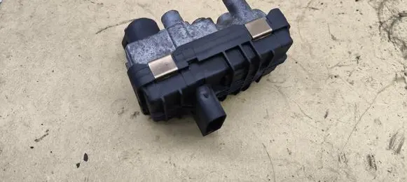 BMW 3 F30 F35 F31 Turbine electric control actuator 6NW010430