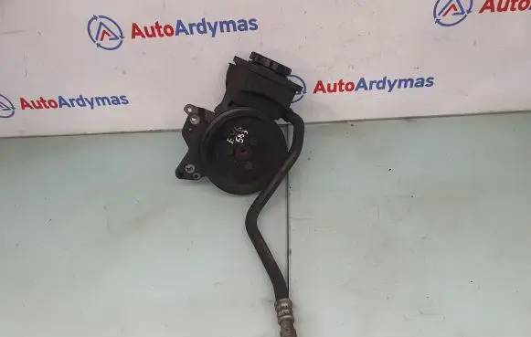 BMW 3 E46 Power steering pump 6756575 32416756575