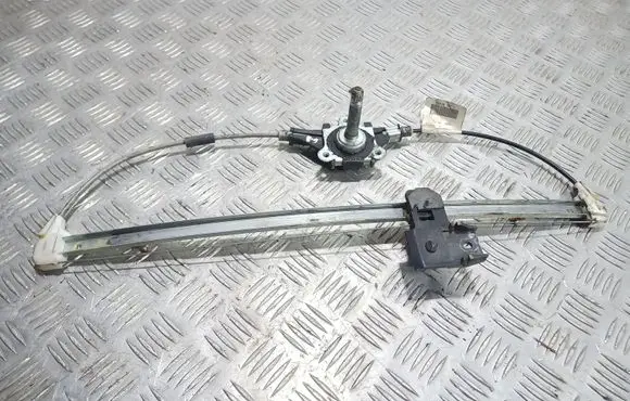 Rear door manual window regulator
