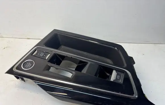 Peugeot 3008 II Center console 9810593577 9815635480 9848700077