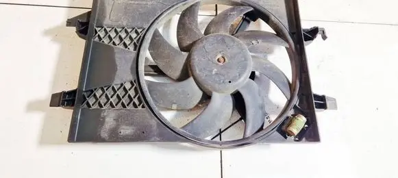 Ford Fiesta Radiator cooling fan shroud 98fb9a819aa c9g4a