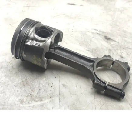 Renault Laguna III Piston 10653