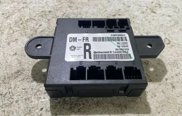 Dodge Durango Door control unit/module 68316560AC 2841585010300