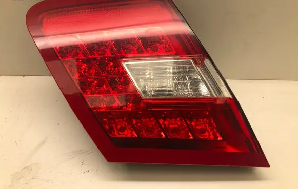 Mercedes-Benz E W212 Tailgate rear/tail lights A129060358