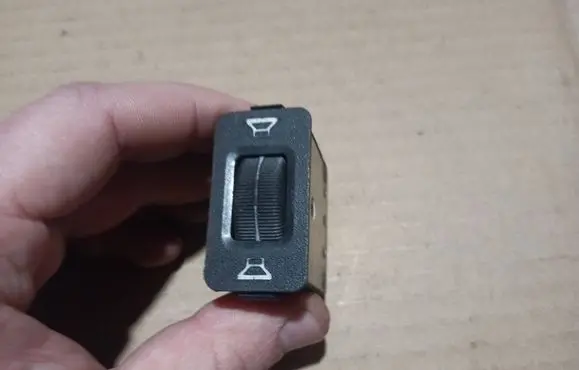 BMW 3 E30 Sound control switch 